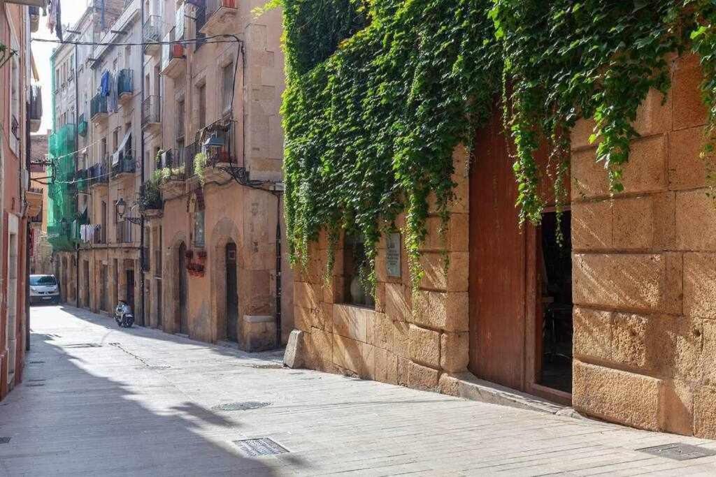 Apartament De La Susanna Old Town Mezzanine Tarragona Bagian luar foto